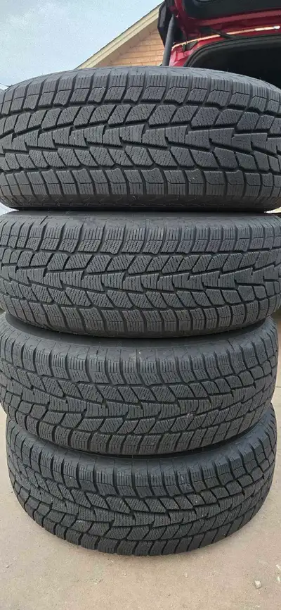 Motomaster winter edge Dot 2021 2 x 7/32 tread 2 × 9/32 tread 5×114.3 rims Rim center bore 66.7 mm $...