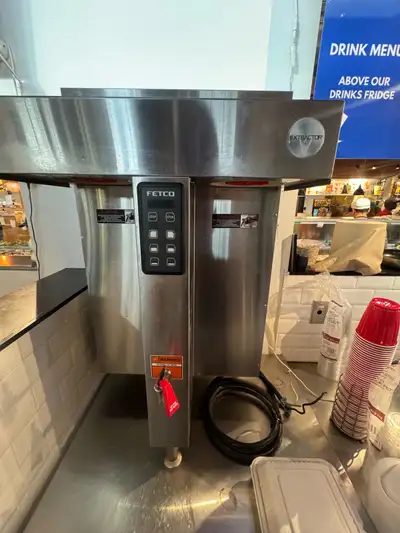 ☕ FETCO Commercial Coffee Brewer – For Sale Commercial FETCO coffee brewer for sale. Stainless steel...