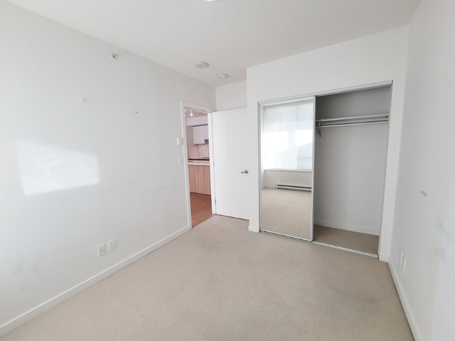 2 Bedroom 2 Bathroom suite apartment in Long Term Rentals in Burnaby/New Westminster - Image 4