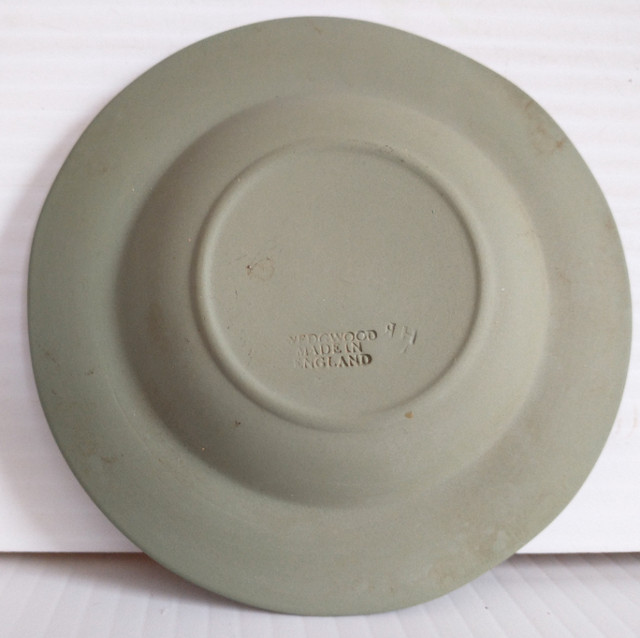 Wedgwood Celadon jasperware ashtray in Arts & Collectibles in Ottawa - Image 4