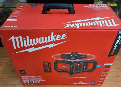 Milwaukee 3701-21 M18 Laser Like New In Box, View more