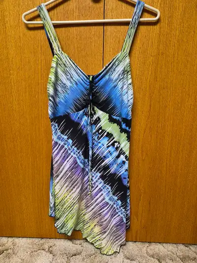 LADIES SWEATERS/ TSHIRTS/ DRESSES/ CAPRIS , View more