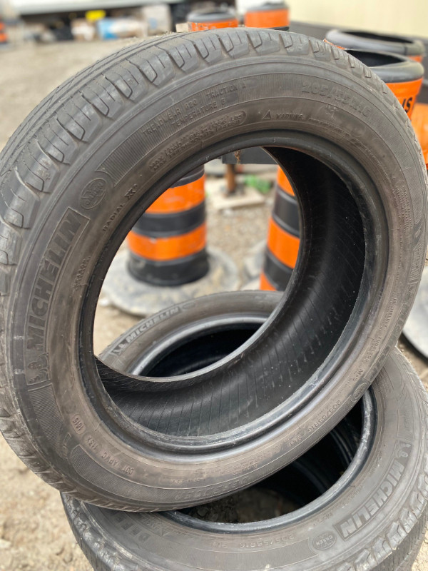 Michelin Defenders in Tires & Rims in Hamilton