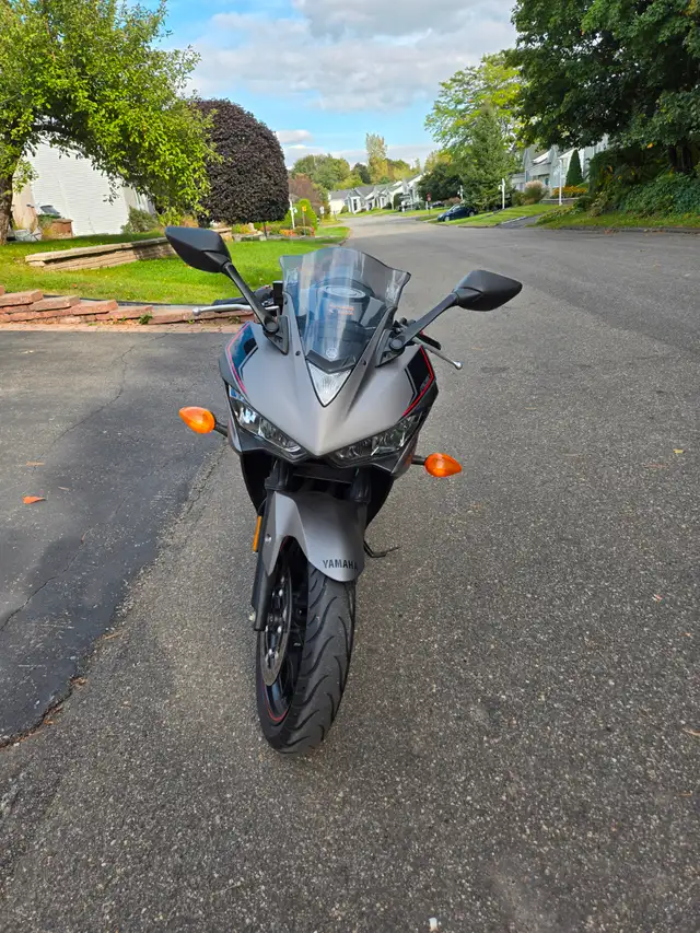 Moto Yamaha R3 2016 in Sport Bikes in Laurentides - Image 4