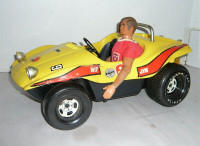 MATTEL BIG JIM  BUGGY & FIGURE WALK GOOD at BATTERY