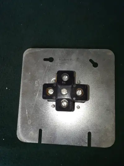 Stove 50Amp, metal outlet, for 4 11/16 boxes