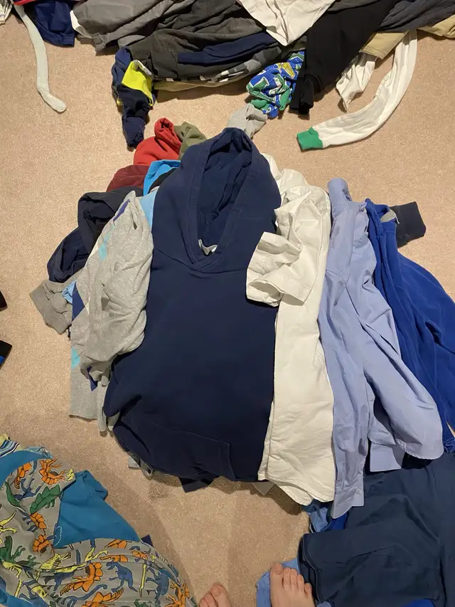 Selling  kids clothes (10-12T) in Kids & Youth in St. Albert - Image 4