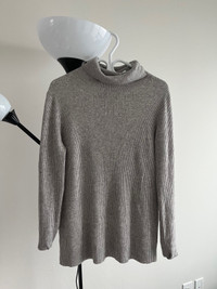 Stretchy Oak+Fort Grey Turtle Neck Shirt Size L very new