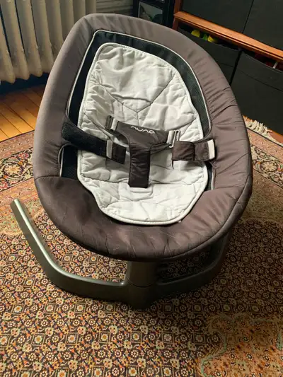Nuna Leaf baby rocker, View more