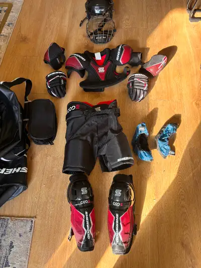 Kids hockey kit size youth medium, View more