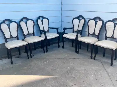 ⭐️ ⭐️ ⭐️ DINING  ROOM   WOOD  CHAIRS ⭐️ ⭐️ ⭐️, View more
