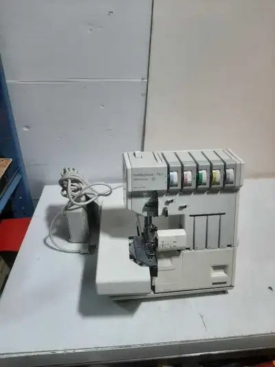 Pfaff Hobbylock 797 Serger, View more
