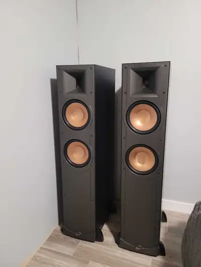 Klipsch RF82 tower speakers