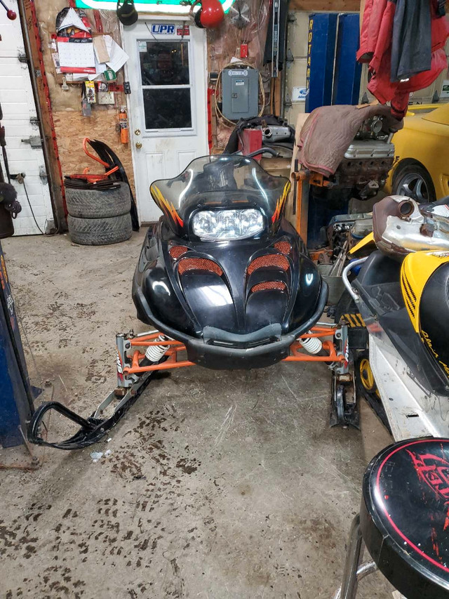 Arctic cat in Snowmobiles in Cole Harbour - Image 2