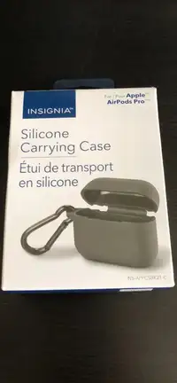 Insignia Silicone Carrying Case (Apple AirPods Pro) - NEW