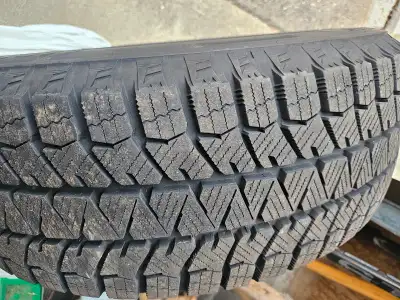Practially brand new, Blizzak winter tires on rims. 215/60 R17