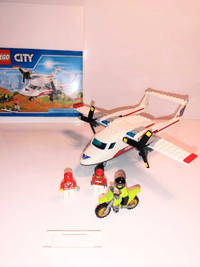 LEGO-Ambulance Plane