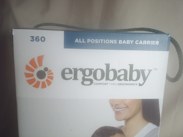 Ergobaby 360 All Positions Baby Carrier. in Strollers, Carriers & Car Seats in Sarnia - Image 2
