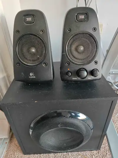 Gently used Logitech computer speakers with Subwoofer