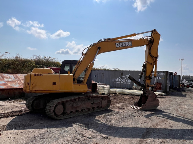 John Deere 160 Excavator in Heavy Equipment in Cole Harbour - Image 3