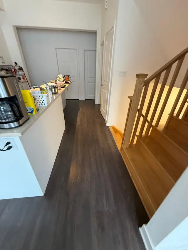 Private Room for Rent in  Vaughan near Wonderland in Long Term Rentals in Markham / York Region - Image 10