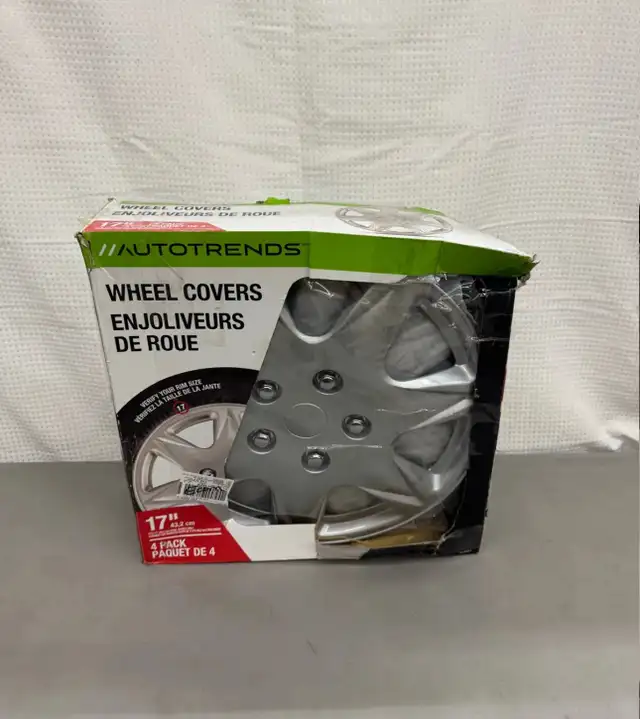 AutoTrends 17” Wheel Cover/Hub Cap in Other in Hamilton - Image 4