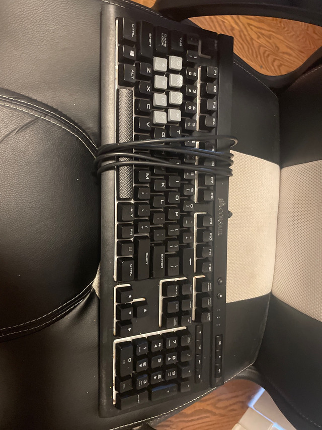 Corsair gaming keyboard in Mice, Keyboards & Webcams in La Ronge - Image 3