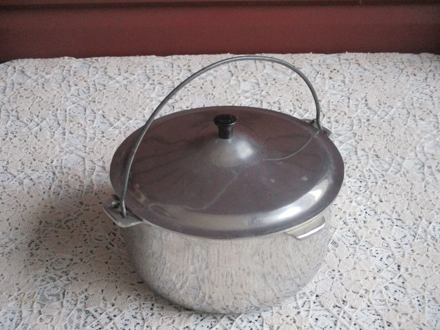 Vintage Stew/Soup Pot with Bale Handle--Heavy in Kitchen & Dining Wares in New Glasgow