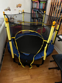 Kids trampoline 