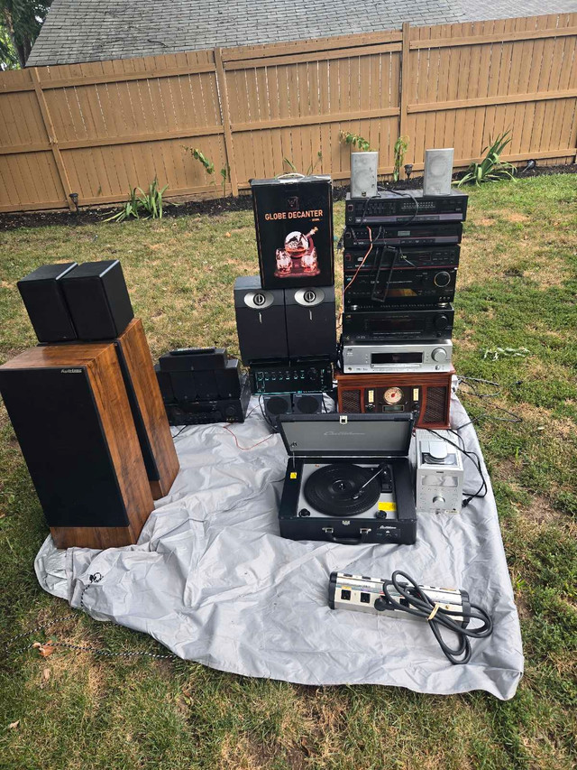 Stereo stuff - receivers,  speakers, vinyl records ect in Stereo Systems & Home Theatre in St. Catharines