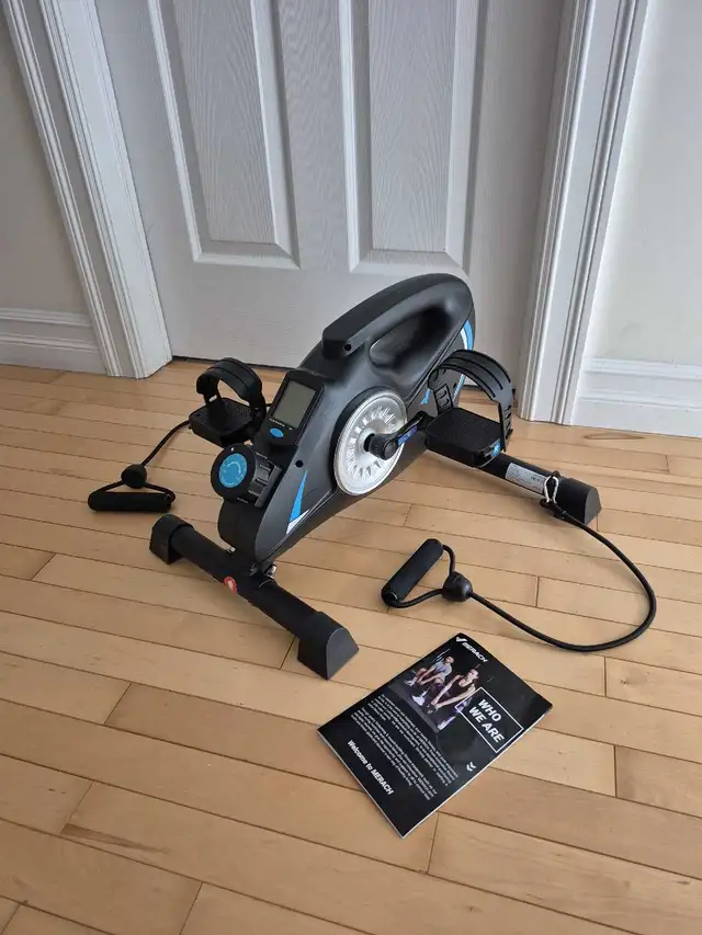 NEW Under Desk Sitting Elliptical Leg Exerciser Machine Bike. in Exercise Equipment in Bedford - Image 3