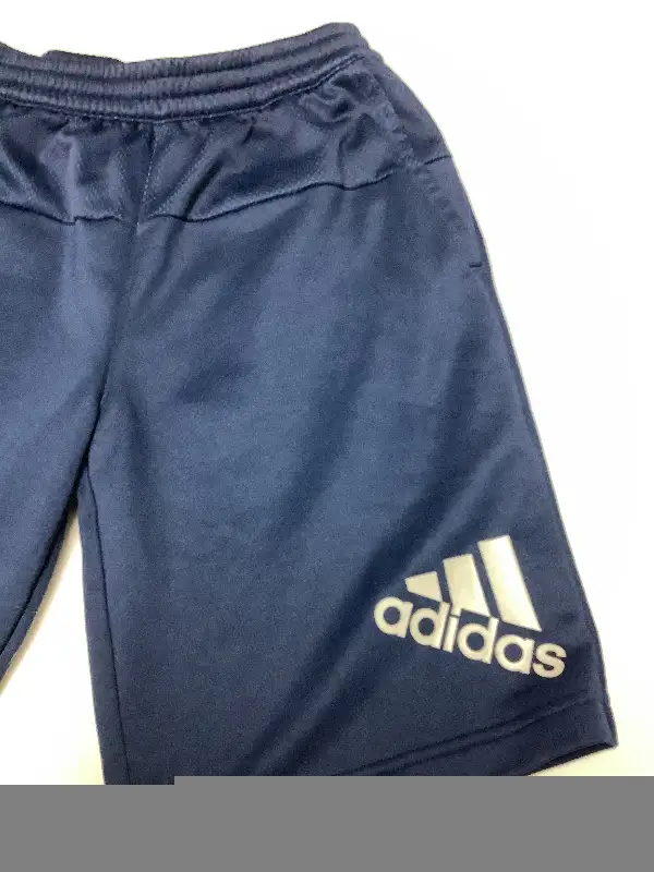 Short neuf adidas in Kids & Youth in Longueuil / South Shore - Image 5
