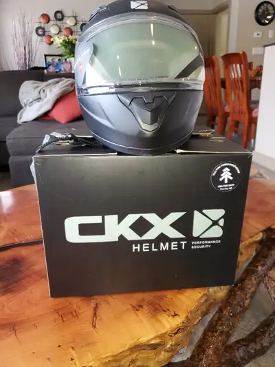 CKX RR519Y FULL-FACE HELMET BRAND NEW never worn youth large