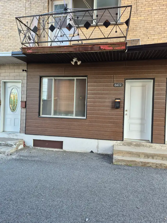3.5-Bedroom Apartment Available for Rent