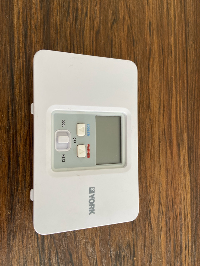 York Programmable thermostat in Heating, Cooling & Air in Kitchener / Waterloo