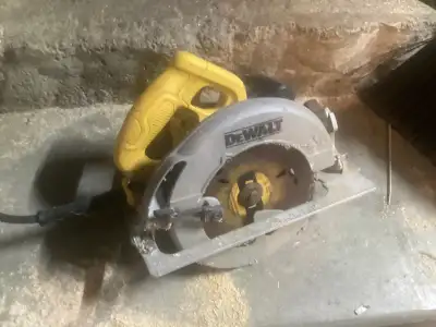 Dewalt saw, View more