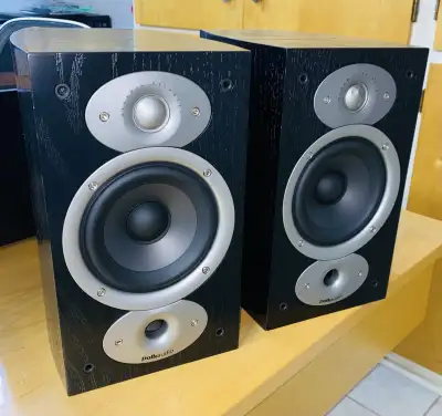 POLKAUDIO AMAZING BOOKSHELF SPEEKERS, View more