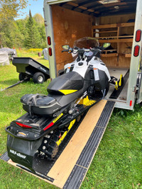 2016 SKIDOO MZX1200X Check this beautiful sled out!