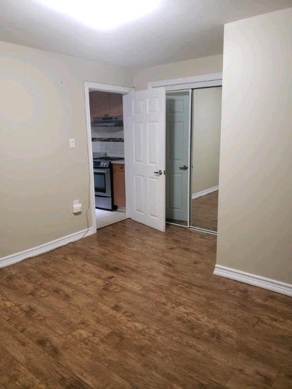 Alcona furnished bachelor apartment Long Term Rentals Barrie Kijiji