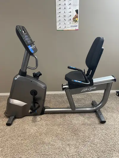 Life Fitness RS1 Recumbent Cycl, View more