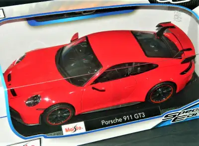 Maisto 1/18 Porsche diecast new in box, $70 each. - 911 GT3 - 911 GT3 RS 4.0 - 356B Cabriolet (1961)...