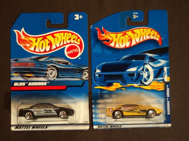 HOT WHEELS OLDSMOBILE AURORA LOT OF 2 in Arts & Collectibles in Cowichan Valley / Duncan