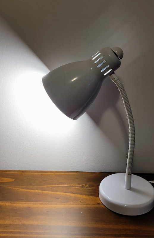 Desk Lamp in Indoor Lighting & Fans in Saskatoon - Image 4
