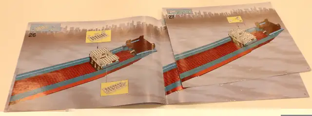 Lego 10155 - Maersk Line Container Ship in Toys & Games in Gatineau - Image 7