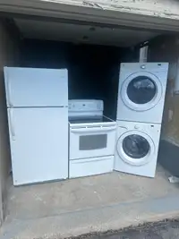 Full working 27w 75h Apartment washer dryer can DELIVER