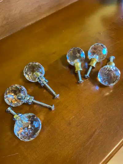 EUC Ball Shape Crystal Dresser Cabinet Drawer Knobs Vintage Look, View more