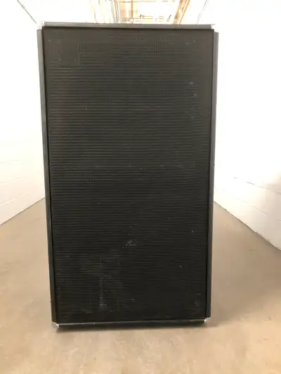Ampeg V4B Cabinet, View more