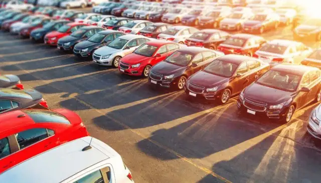 Car dealership for lease