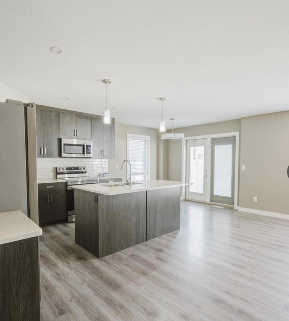 3 bed 2.5 bath for rent 4