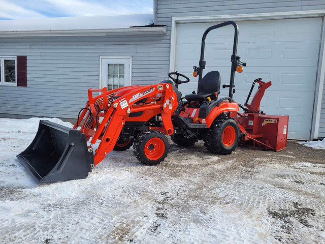 2022 Kioti CS2510 4x4 Tractor snowblower | Farming Equipment | Moncton ...